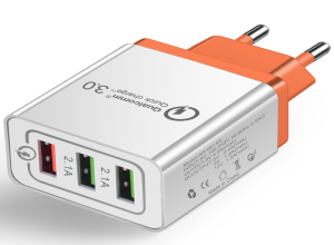 XTECH 3-USB WALL CHGR AC/110-220V DC/5V- 3.1ATOT XTC-203